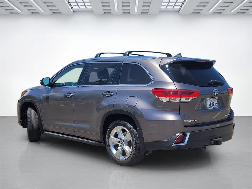 used 2017 Toyota Highlander car, priced at $27,500