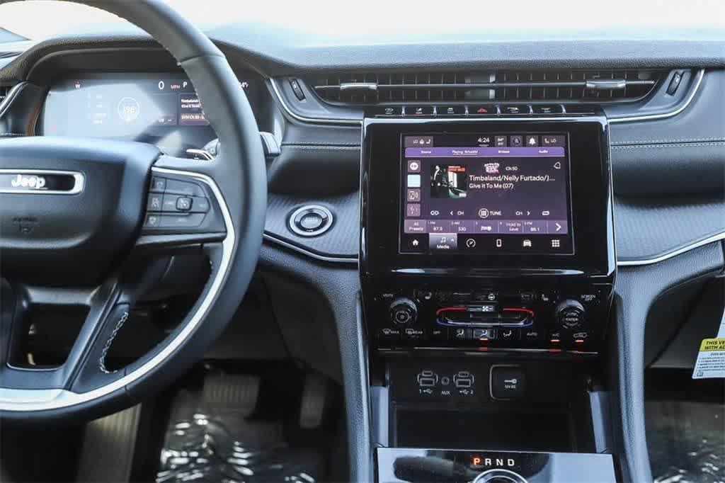 new 2024 Jeep Grand Cherokee car