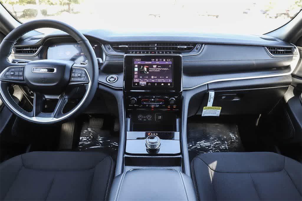 new 2024 Jeep Grand Cherokee car