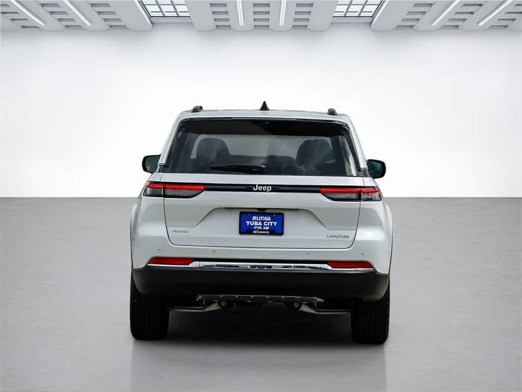 new 2025 Jeep Grand Cherokee car, priced at $53,135