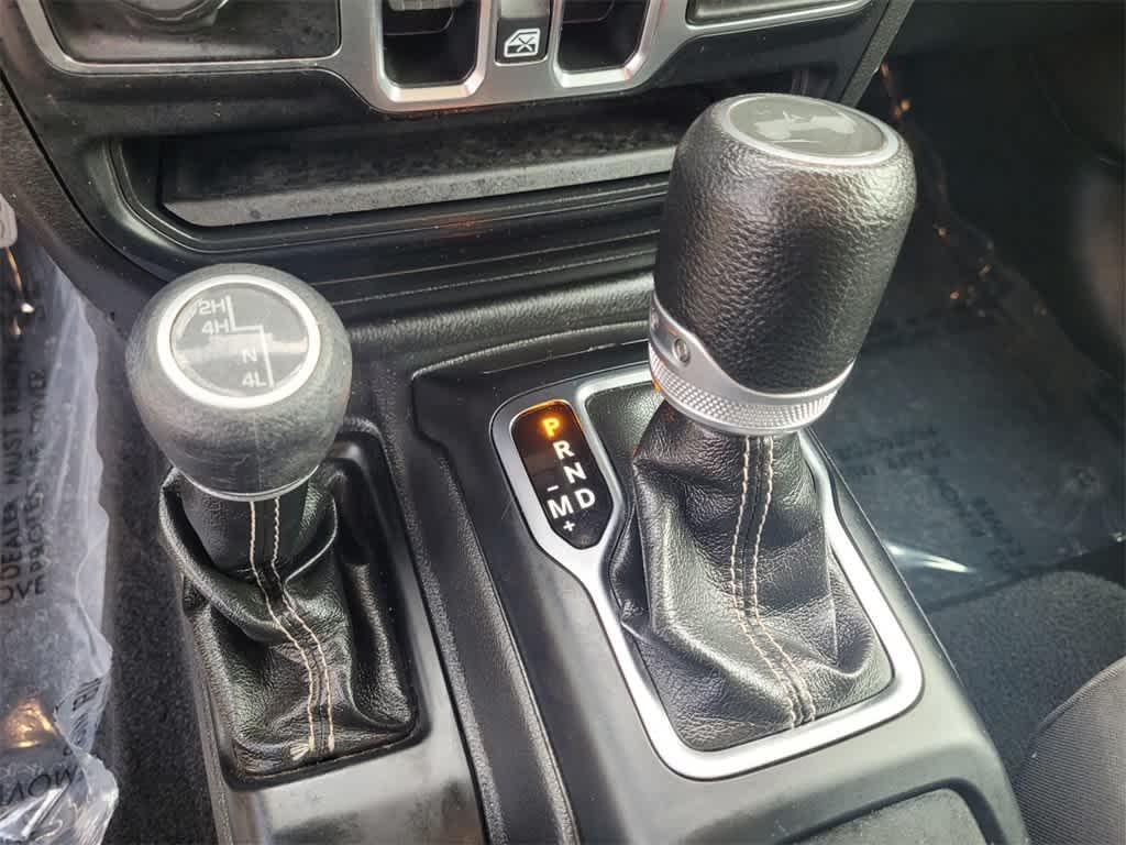 used 2022 Jeep Wrangler Unlimited car, priced at $35,951