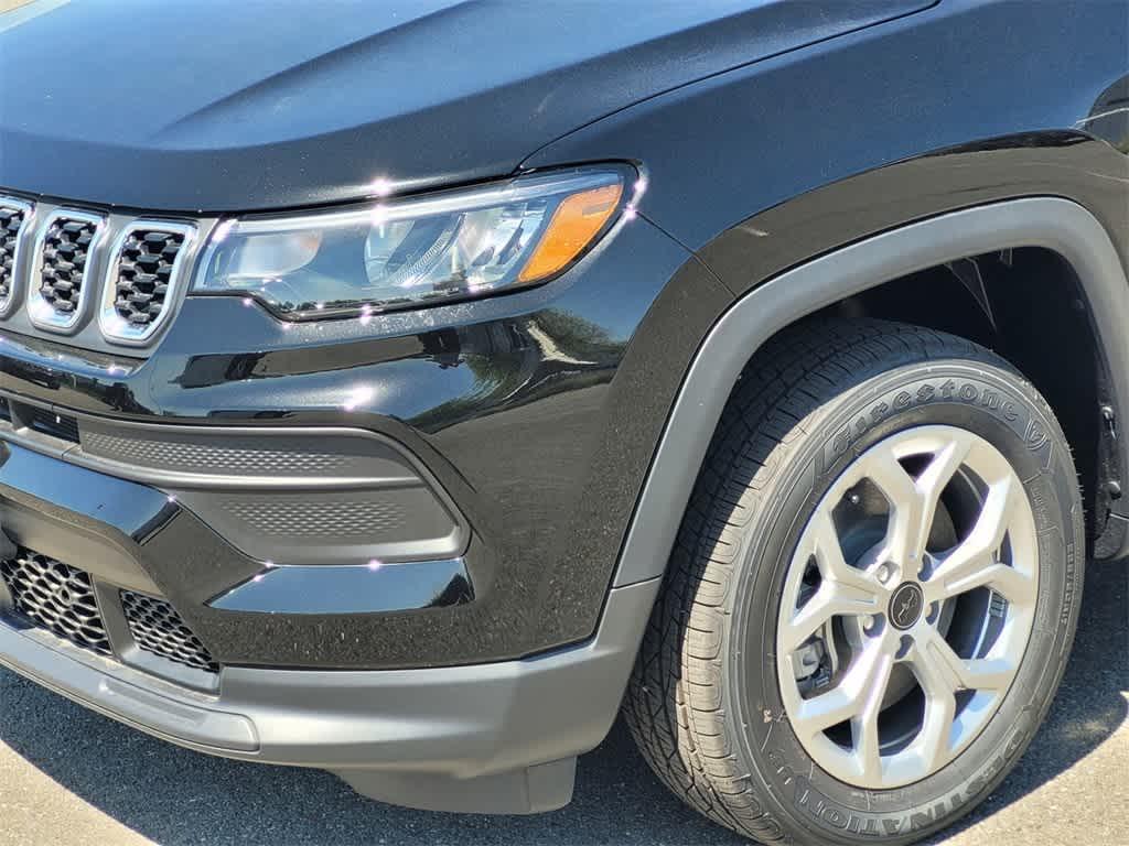 new 2025 Jeep Compass car, priced at $29,090