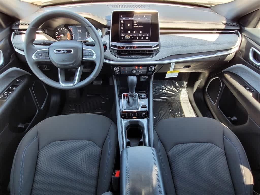 new 2025 Jeep Compass car, priced at $29,090