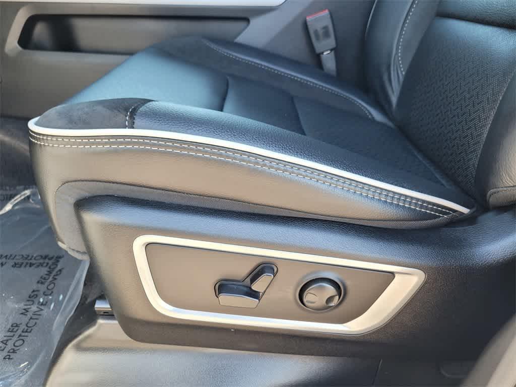 new 2025 Ram 1500 car, priced at $76,060