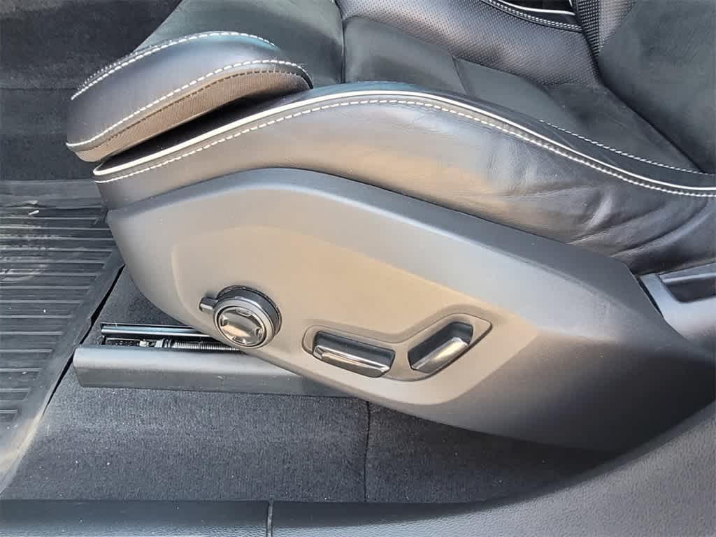 used 2019 Volvo XC60 car, priced at $23,451