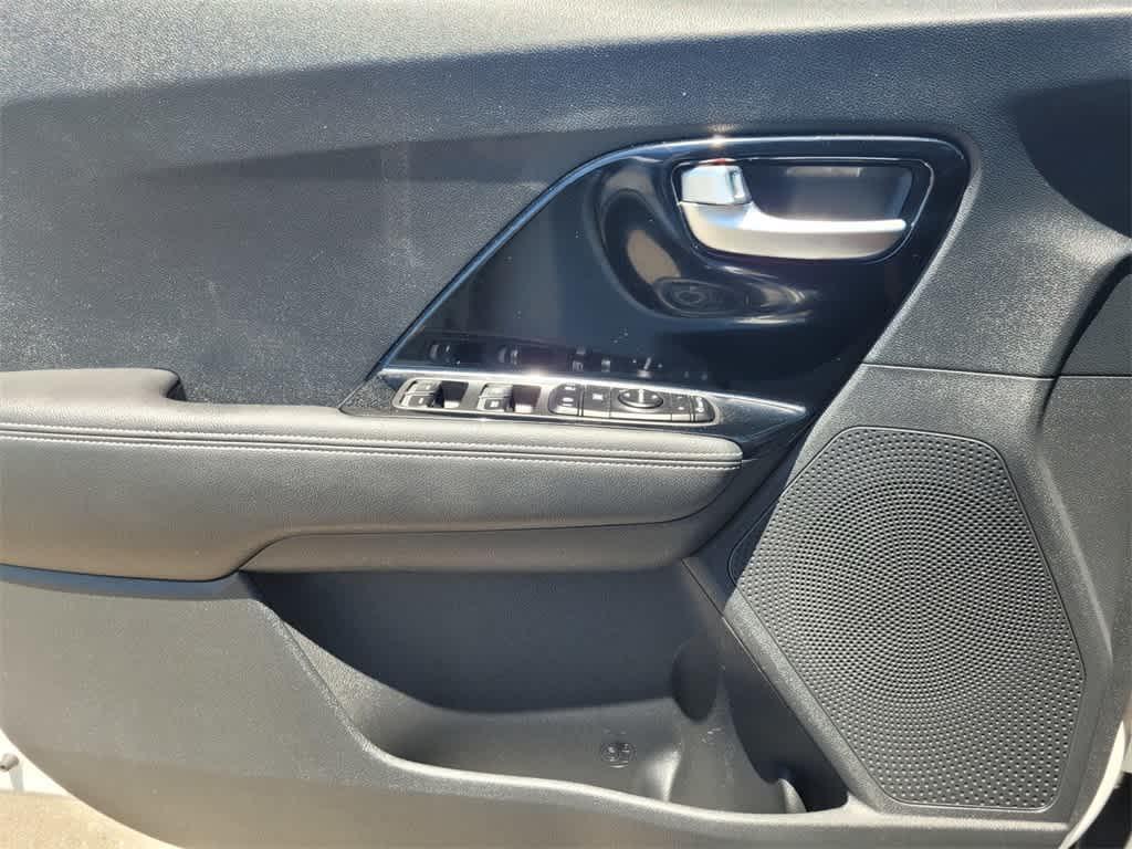 used 2022 Kia Niro EV car, priced at $18,655