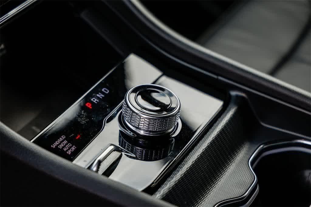 new 2025 Jeep Grand Cherokee car, priced at $53,730