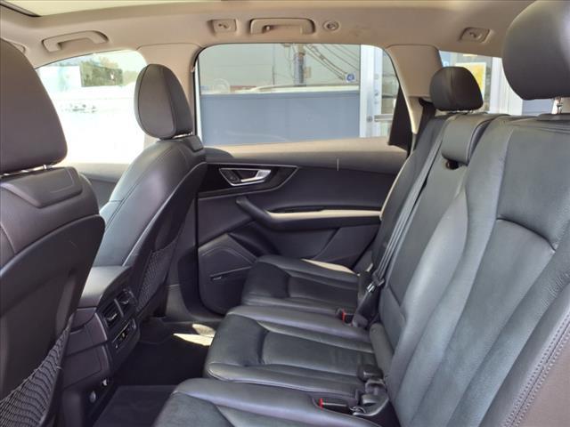 used 2019 Audi Q7 car, priced at $17,495