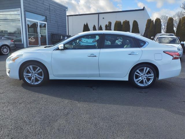 used 2014 Nissan Altima car, priced at $9,995