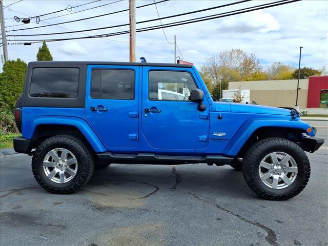 used 2015 Jeep Wrangler Unlimited car, priced at $14,995