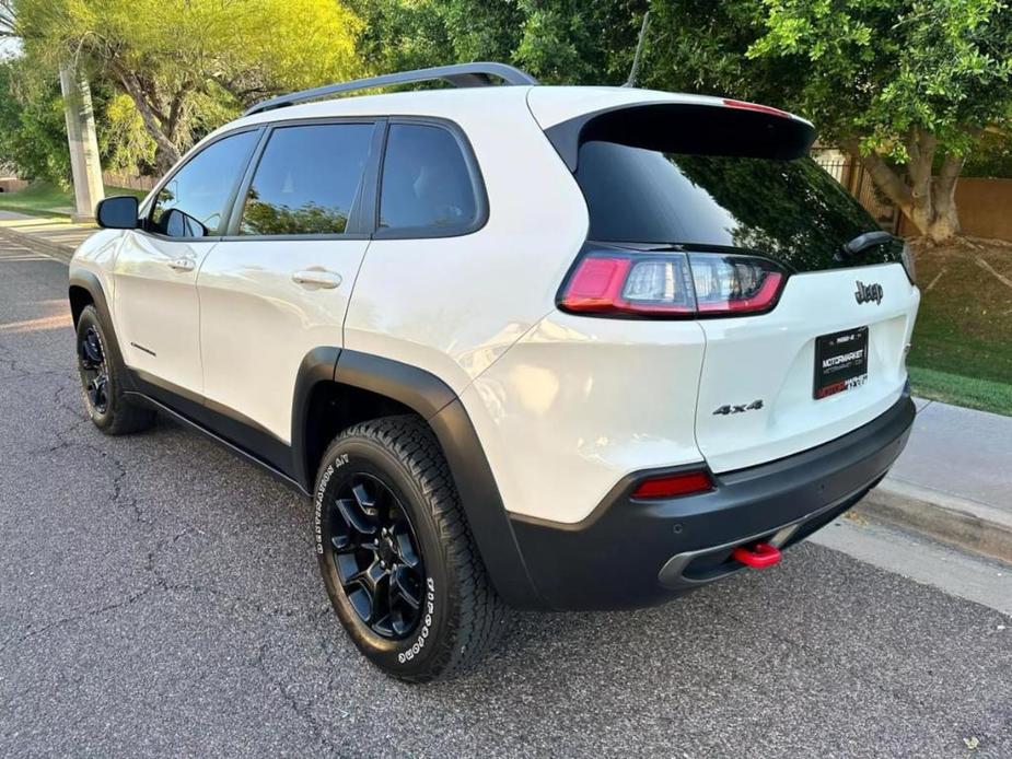used 2019 Jeep Cherokee car, priced at $24,999