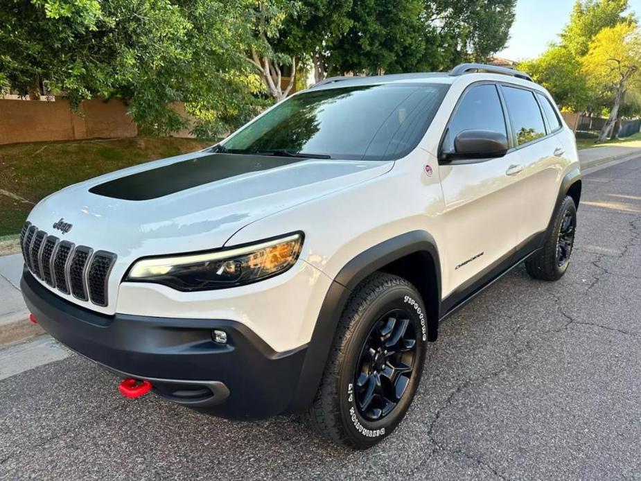 used 2019 Jeep Cherokee car, priced at $24,999