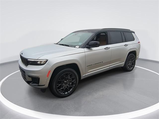 new 2025 Jeep Grand Cherokee L car, priced at $61,922