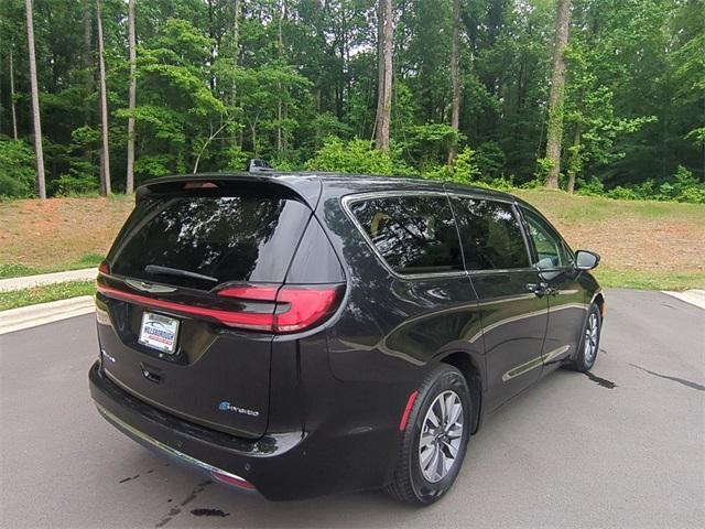 used 2023 Chrysler Pacifica Hybrid car, priced at $26,800