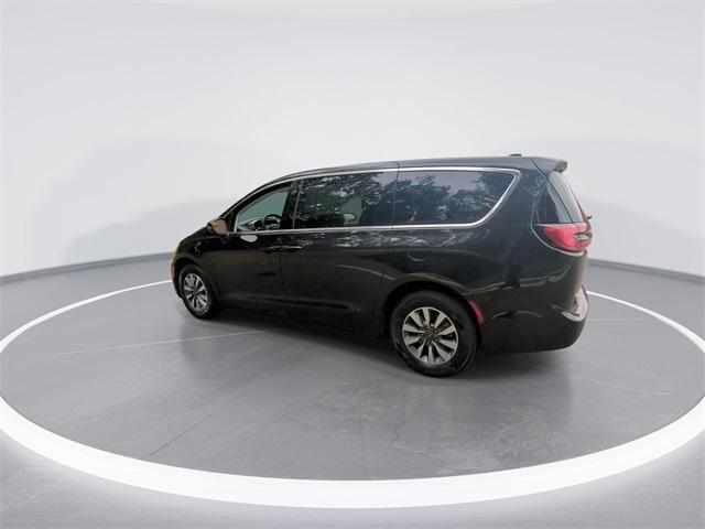 used 2023 Chrysler Pacifica Hybrid car, priced at $26,800