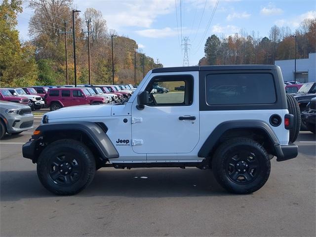 new 2025 Jeep Wrangler car, priced at $36,361