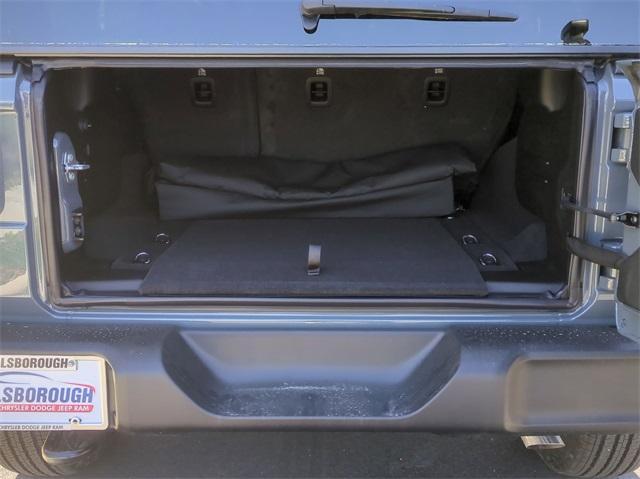 new 2025 Jeep Wrangler car, priced at $43,951