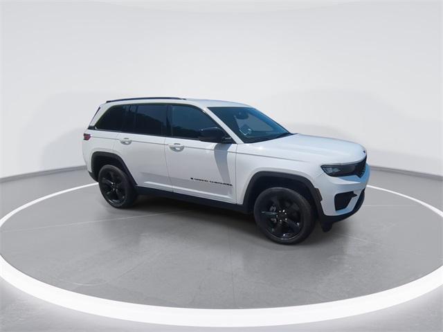 used 2023 Jeep Grand Cherokee car, priced at $33,999