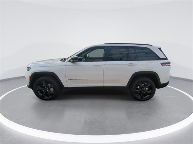 new 2025 Jeep Grand Cherokee car, priced at $48,384