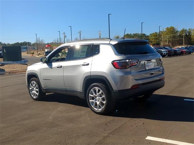 new 2024 Jeep Compass car, priced at $33,939