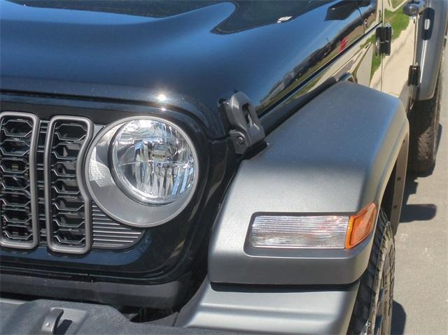 new 2025 Jeep Wrangler car, priced at $45,649