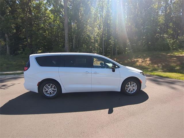 new 2025 Chrysler Voyager car, priced at $40,113