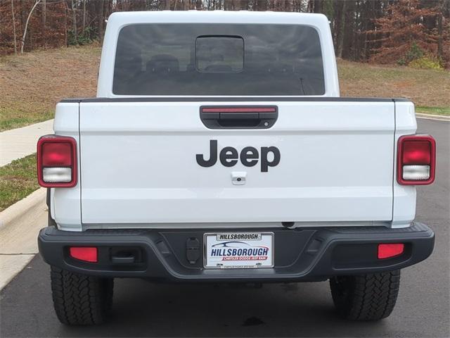 new 2025 Jeep Gladiator car, priced at $38,945