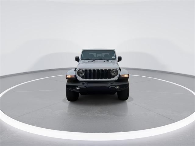 new 2025 Jeep Gladiator car, priced at $38,945