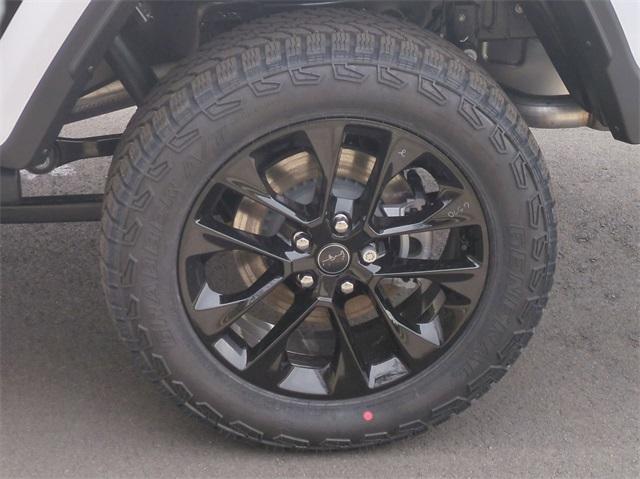new 2025 Jeep Gladiator car, priced at $39,045