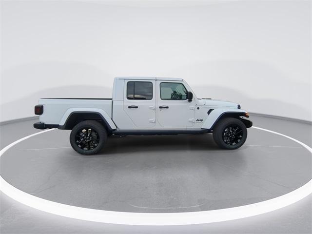 new 2025 Jeep Gladiator car, priced at $38,945