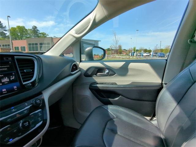 used 2022 Chrysler Pacifica car, priced at $20,890