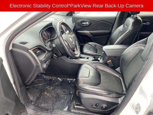 used 2019 Jeep Cherokee car, priced at $13,300