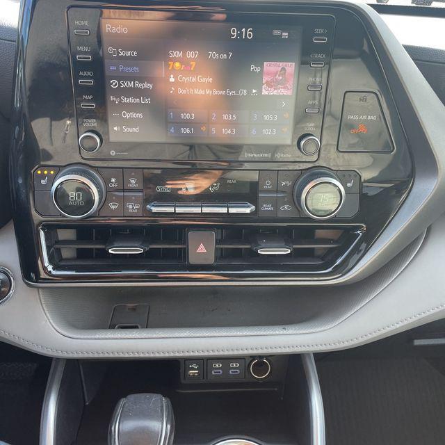 used 2022 Toyota Highlander car, priced at $35,975