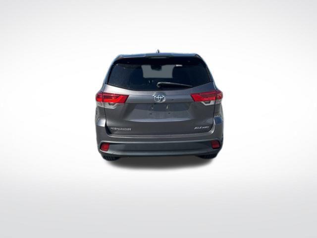used 2019 Toyota Highlander car, priced at $31,875
