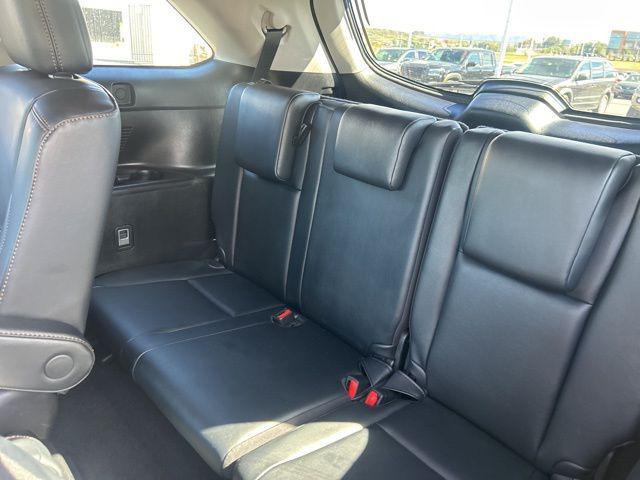 used 2019 Toyota Highlander car, priced at $31,875