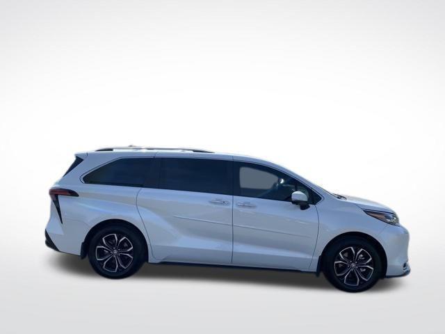 new 2025 Toyota Sienna car, priced at $63,092