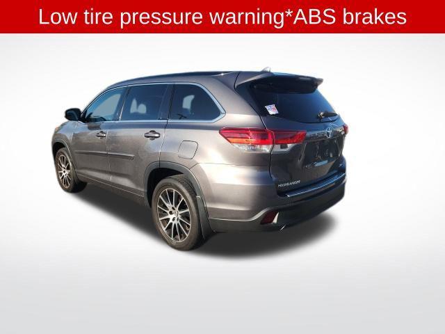 used 2018 Toyota Highlander car, priced at $22,100