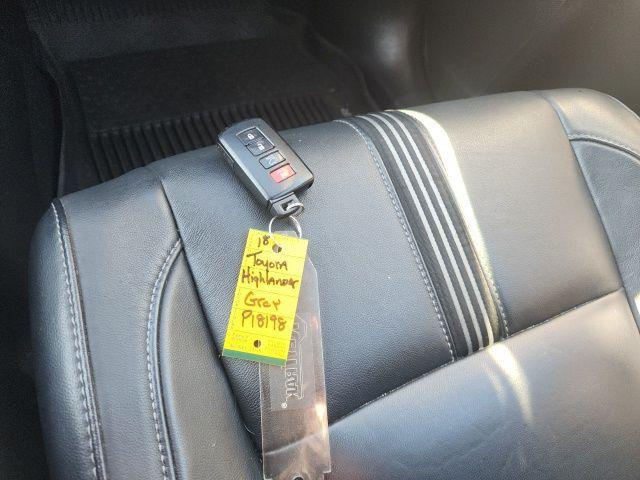 used 2018 Toyota Highlander car, priced at $22,100