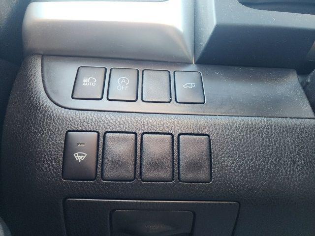 used 2018 Toyota Highlander car, priced at $22,100