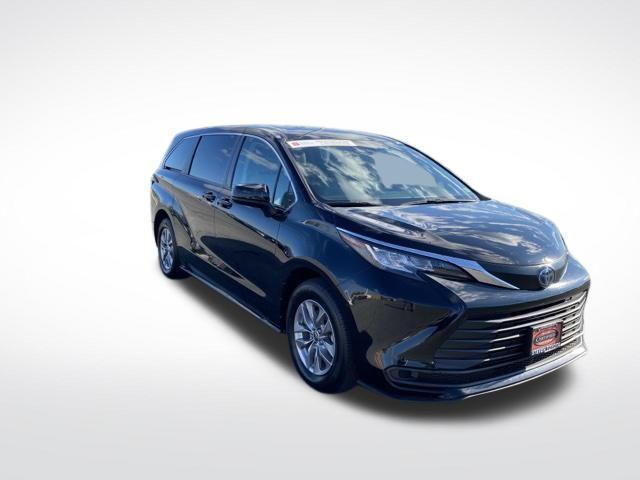 used 2022 Toyota Sienna car, priced at $37,000