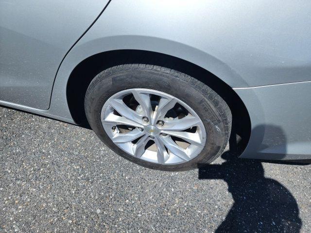 used 2020 Chevrolet Malibu car, priced at $14,065