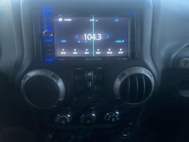 used 2015 Jeep Wrangler Unlimited car, priced at $16,200