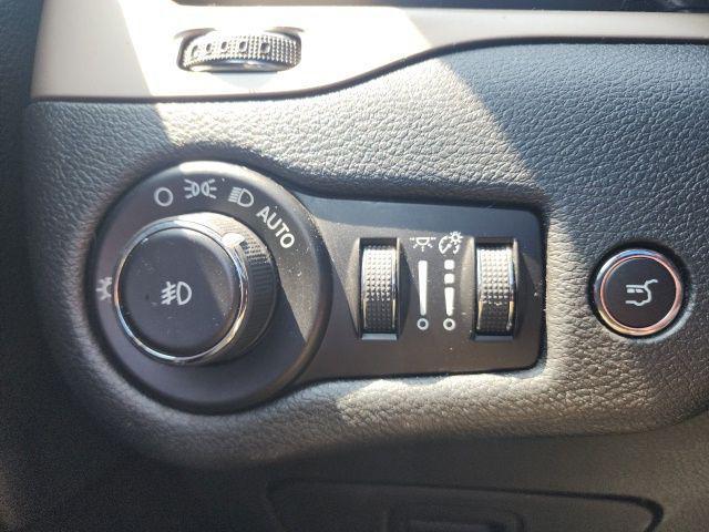 used 2015 Jeep Cherokee car, priced at $14,000