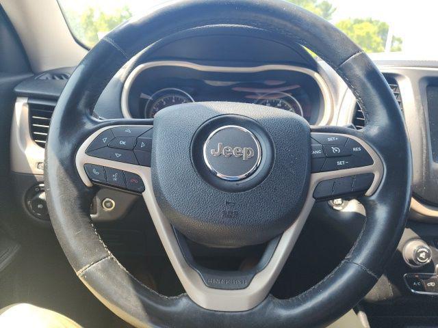 used 2015 Jeep Cherokee car, priced at $14,000