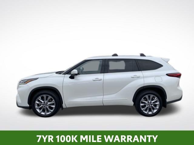 used 2021 Toyota Highlander car, priced at $37,135