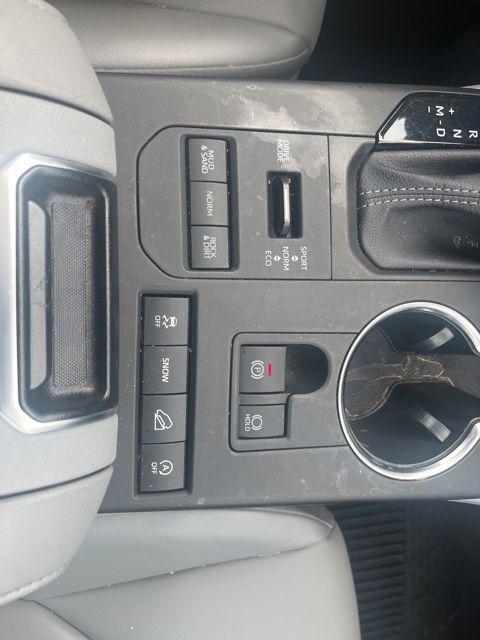 used 2022 Toyota Highlander car, priced at $39,350