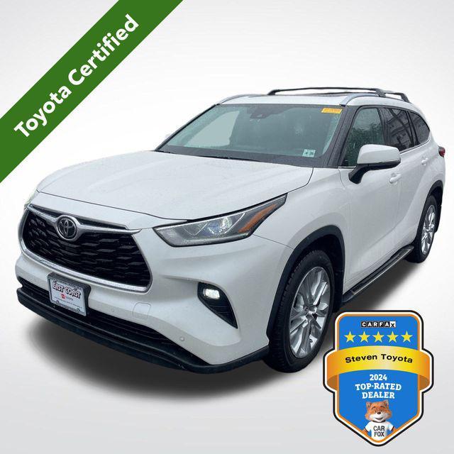 used 2021 Toyota Highlander car, priced at $37,200