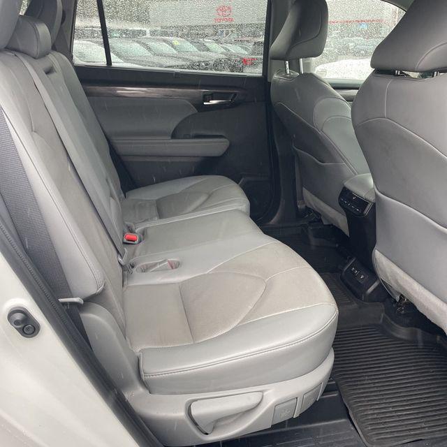 used 2021 Toyota Highlander car, priced at $35,645