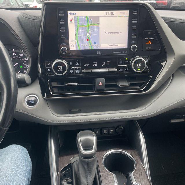 used 2021 Toyota Highlander car, priced at $35,645