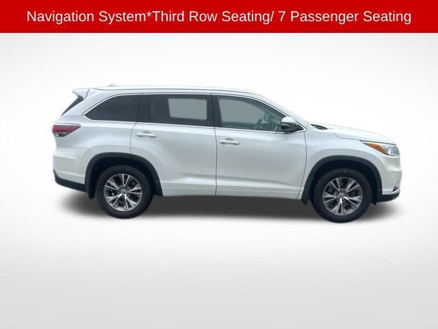 used 2015 Toyota Highlander car, priced at $20,500